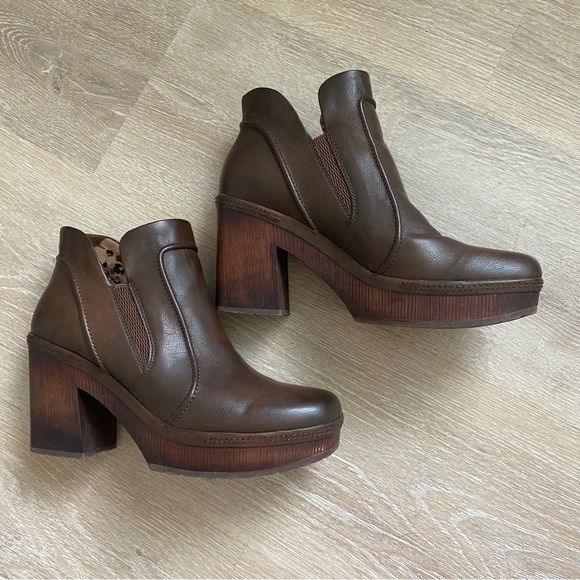 Kork-Ease Robin Ankle Boots - Picture 2 of 9